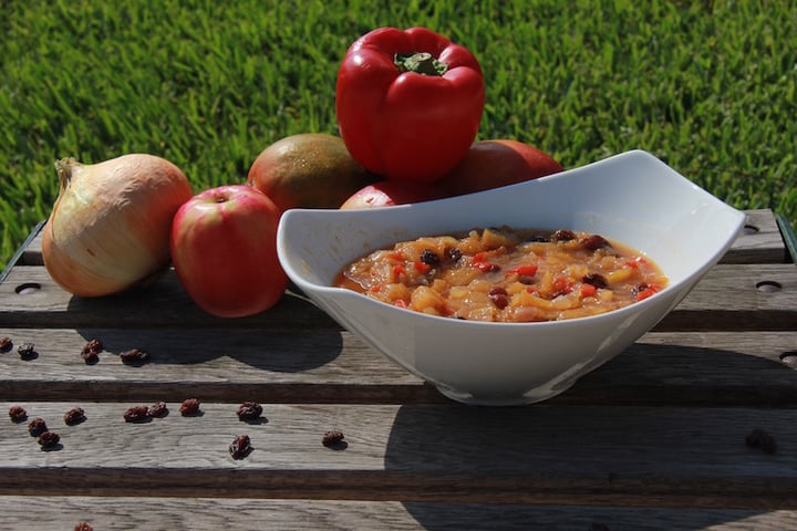Easy Mango-Apple Chutney