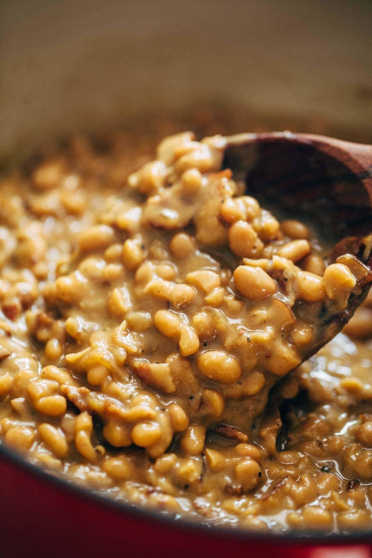 Homemade Brown Sugar Baked Beans! They are saucy, semi-creamy, brown sugar sweet + smoky bacon salty, and deliciously comforting. Five basic ingredients! | pinchofyum.com Homemade Brown Sugar Baked Beans! They are saucy, semi-creamy, brown sugar sweet + smoky bacon salty, and deliciously comforting. Five basic ingredients! | pinchofyum.com